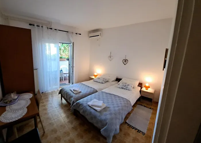 Πανσιόν Mirjana