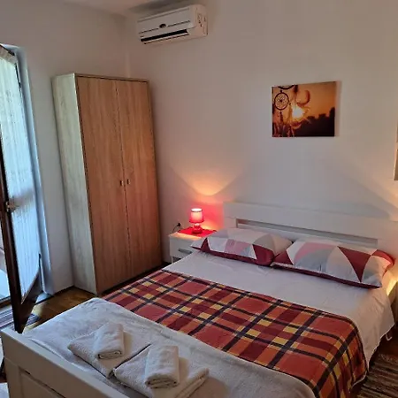 Mirjana Gæstehus Poreč